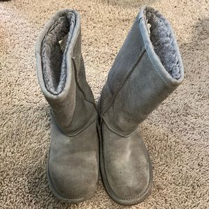 Gray Koolaburra Ugg boots!